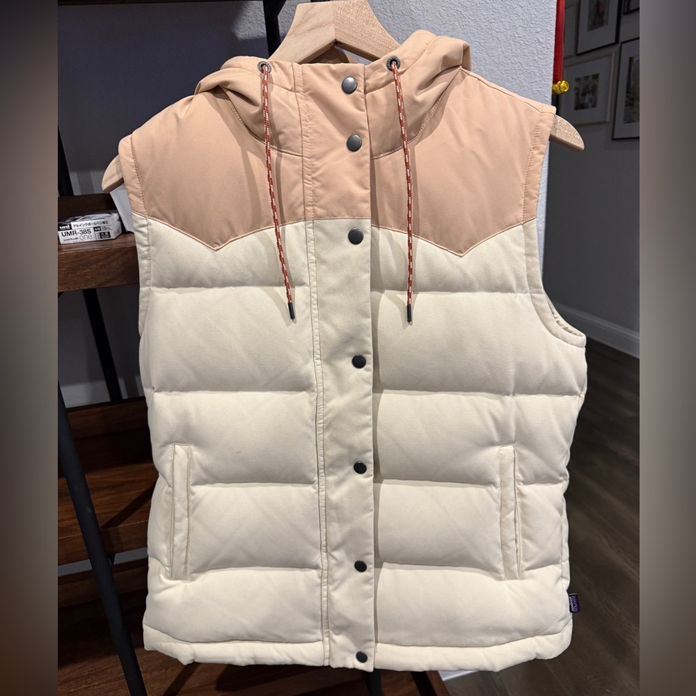 Patagonia Women’s Bivy Hooded Vest - Pink/Cream - Size M